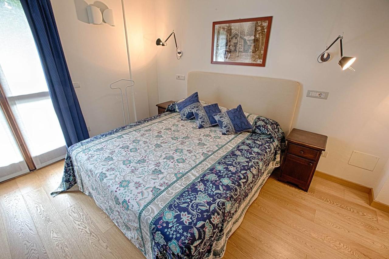 Joivy Superb Apartments For 6 With Mountain View And Garden In קורמאיור מראה חיצוני תמונה